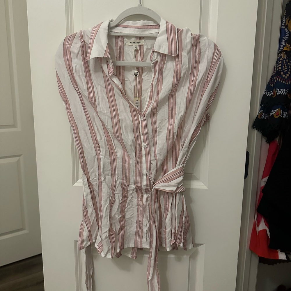 Max Studio Pink Tie Front Peplum Button Down Top